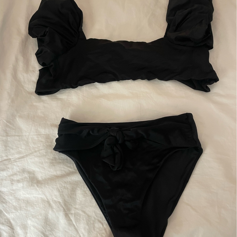 CALISTA ESSENTIAL BIKINI - Top & Bottom